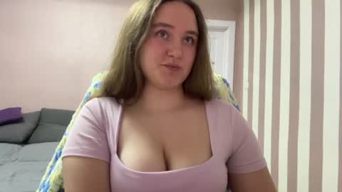 Lily online show from July 15, 10:58 pm