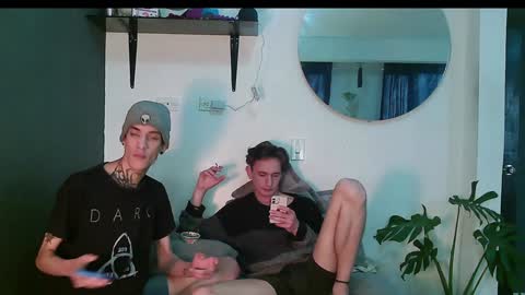 Snapshot of vamp_noah chatting on January 24, 8:32 pm Vamp Noah and Dan online show from January 24, 8:32 pm