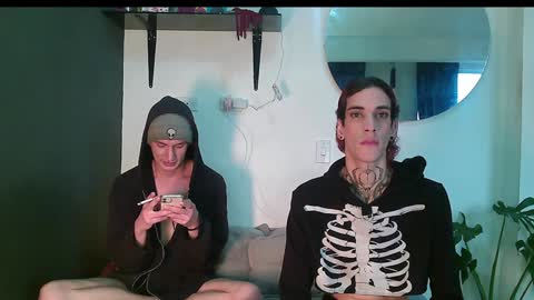 Snapshot of vamp_noah chatting on January 26, 9:51 pm Vamp Noah and Dan online show from January 26, 9:51 pm
