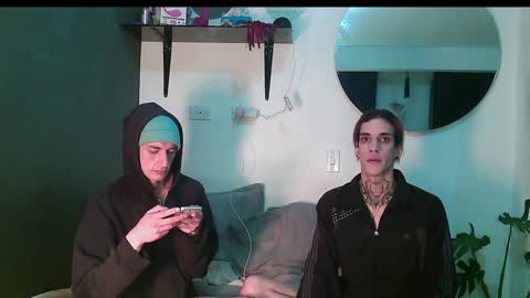Snapshot of vamp_noah chatting on January 26, 3:27 am Vamp Noah and Dan online show from January 26, 3:27 am