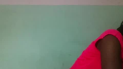 vanafiry online show from February 25, 7:09 am