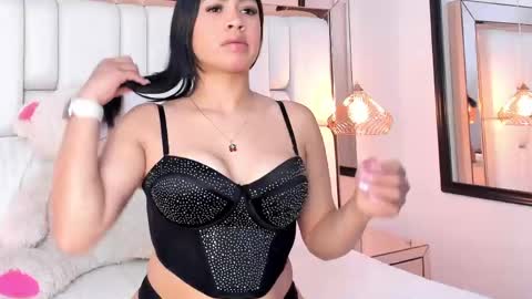 vaneaguirre online show from April 29, 1:05 pm