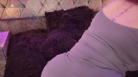 Vane  online show from March 15, 3:22 am