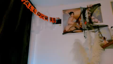 vanessa online show from October 28, 1:28 am