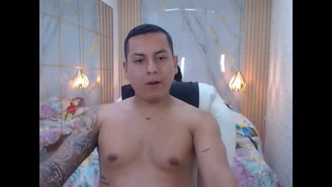 vanessa online show from May 25, 8:37 pm