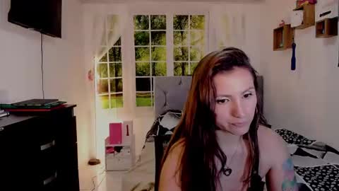 Vanessa online show from July 2, 6:24 pm