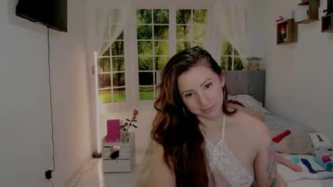 Vanessa online show from May 11, 4:04 pm