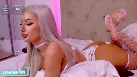 Vanessa online show from February 28, 3:04 pm