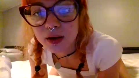 vanessa online show from February 19, 12:03 am