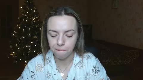 VanillaMuffin online show from December 17, 6:42 am