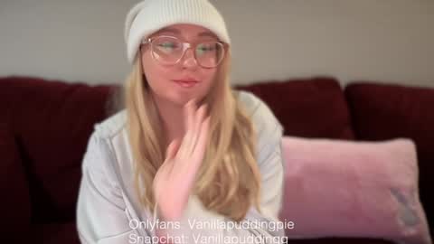 vanillapuddingpie online show from December 7, 1:52 am