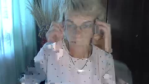 Vanillaxcreamy online show from September 29, 10:58 am