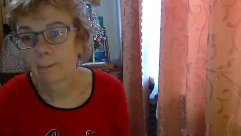 Vanillaxcreamy online show from January 13, 7:38 am