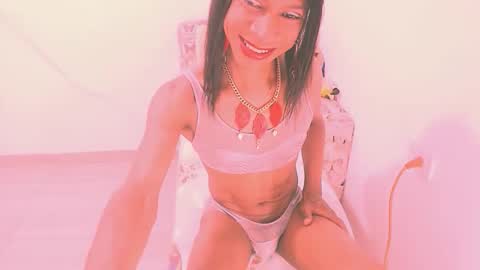 VANNESA online show from April 2, 9:44 pm