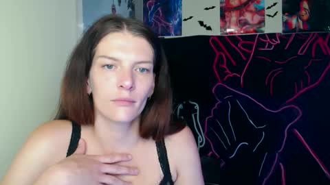 Snapshot of vanrey_ chatting on September 21, 6:50 am Vanessa online show from September 21, 6:50 am