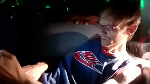 vanuffelentony10494049 online show from September 30, 1:05 am