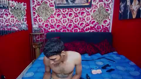 Esteban online show from April 17, 1:57 pm