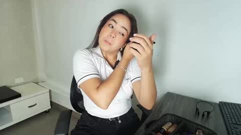 Victoria online show from November 4, 10:49 am