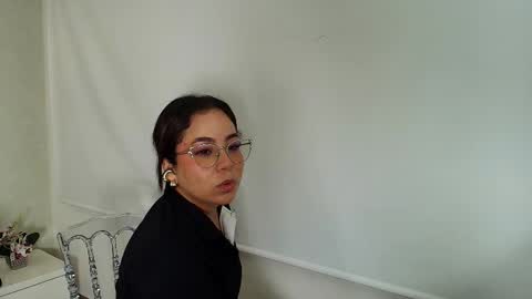 Victoria online show from October 27, 10:59 am