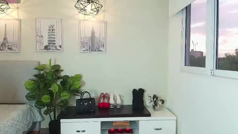 Victoria online show from October 4, 11:08 am