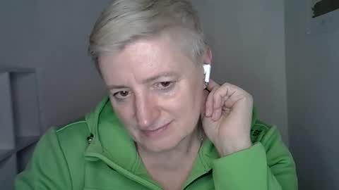 vea_motty online show from March 2, 3:41 pm