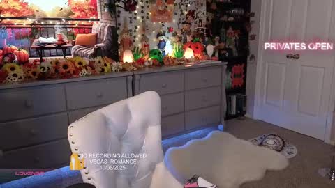 vegas_romance online show from October 9, 2:28 am