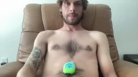 Joeyyy online show from July 16, 6:00 pm