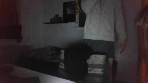 velian_hard online show from December 18, 3:13 am