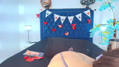 velora_nigth online show from February 24, 11:57 am