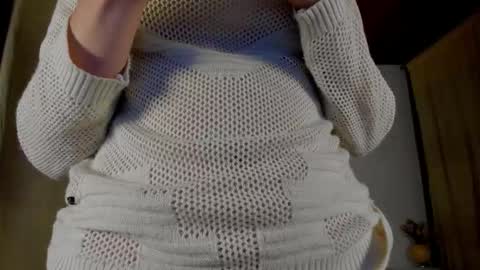 velvet_00 online show from March 12, 6:50 am