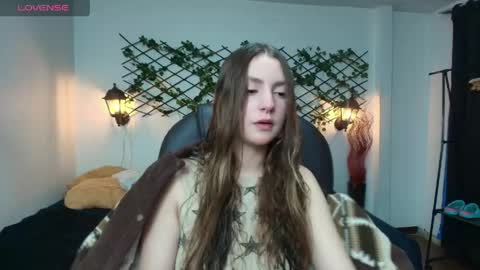 Sophi  online show from June 1, 2:18 pm