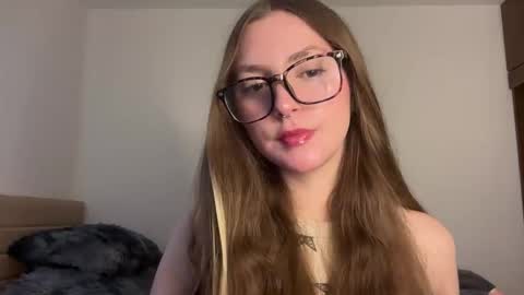 Sophi  online show from May 4, 9:54 pm