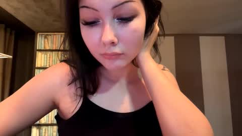 Elli  its my first stream here online show from September 17, 5:49 pm