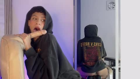 An online show from April 25, 6:04 am
