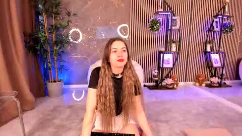 Velvet online show from March 27, 5:02 am