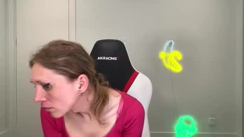 VelvetTGirl online show from February 16, 7:01 pm