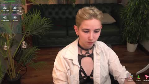 CLEOshort hair  TIna long hair  online show from January 7, 2:08 pm