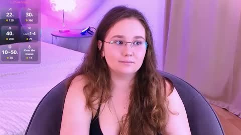 velvetvixencute online show from October 20, 6:51 am