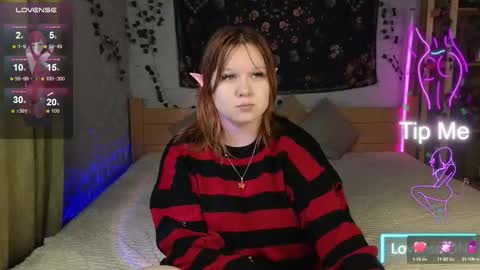 velvetvixonx online show from September 20, 6:22 pm