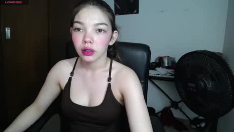 Venelope 3 online show from January 25, 11:43 pm