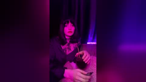 venom_goddess online show from March 1, 9:52 pm