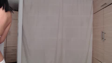 emily independent account  MY conextion 1100 GTM  to  17hr GTM online show from March 8, 1:06 am