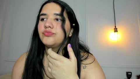 Snapshot of venus_naughty_1 chatting on December 11, 9:52 am Sofi online show from December 11, 9:52 am