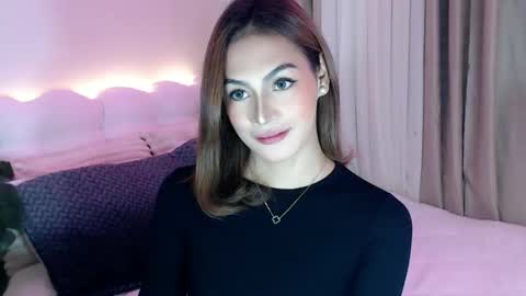 Venus Sunrise Bombshell online show from March 6, 7:07 am