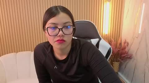 Venus  online show from December 1, 7:34 pm