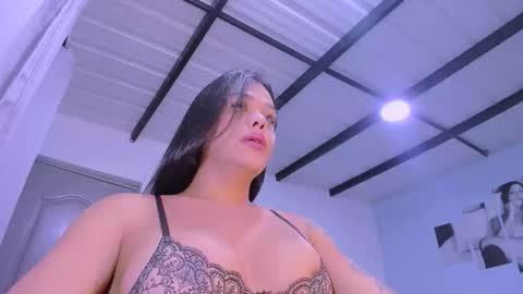 ---Venuz--- online show from October 19, 7:57 am