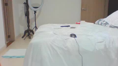 vergagolosa22 online show from March 1, 6:13 am