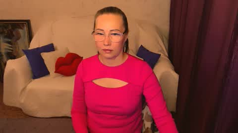 Veronica online show from October 6, 8:37 pm