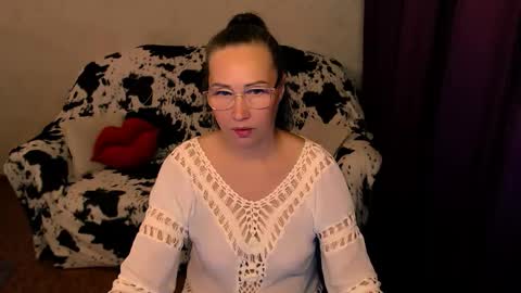 Veronica online show from October 9, 9:53 pm