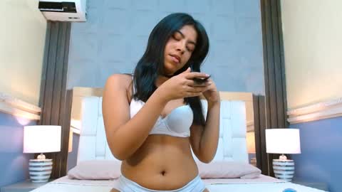 Snapshot of veronicarobles chatting on March 11, 5:02 pm Veronica Robles online show from March 11, 5:02 pm